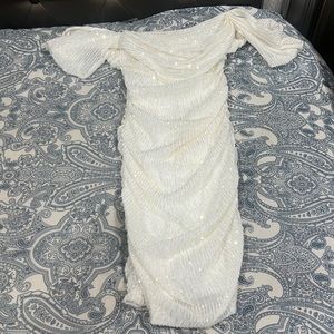 hello molly white sequins dress size S (us 4).         only worn once